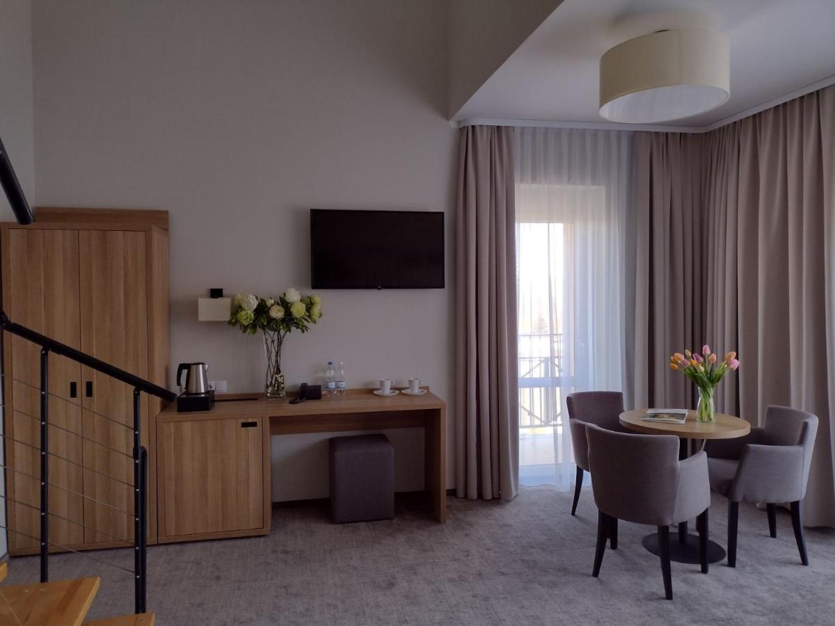 Hotel ***Nat Сарбіново Екстер'єр фото